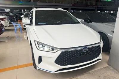 BYD e2