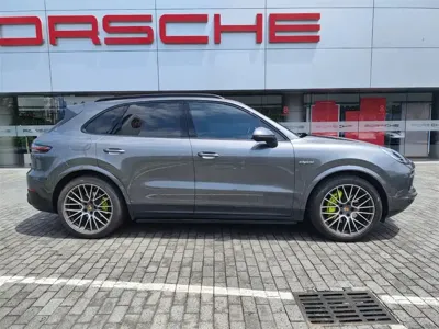 Porsche Cayenne Hybrid
