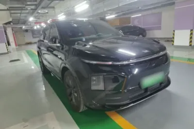 Li Auto L6