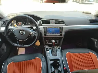 Volkswagen Lamando