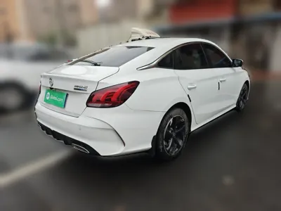 MG 5