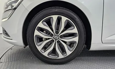 Renault-KoreaSamsung SM6