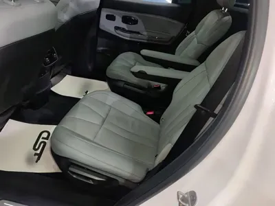 Nio ES8