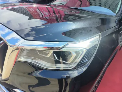 Hongqi HS7