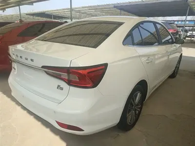 Roewe i5