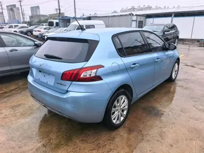 Peugeot 308S