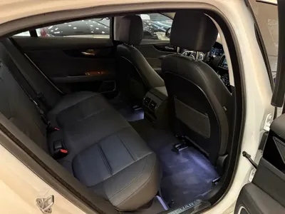 Jaguar XEL