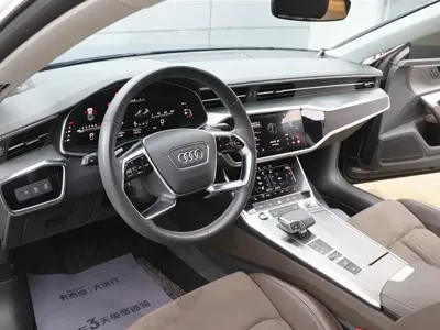 Audi A7L