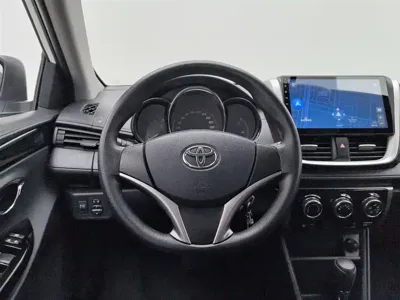 Toyota Yaris L