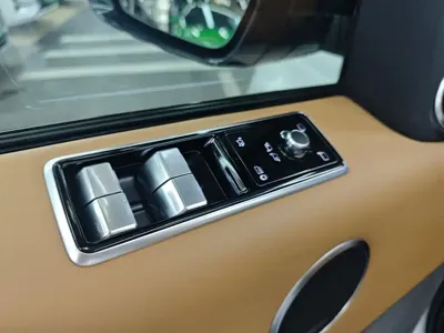 Land Rover Sport