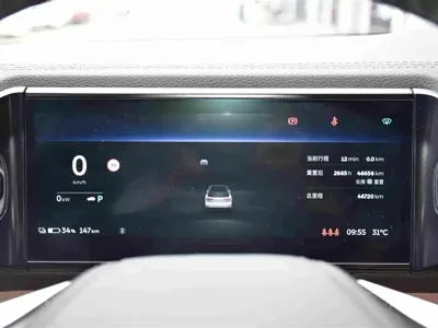 Nio ES8