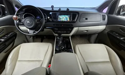 Kia Canival
