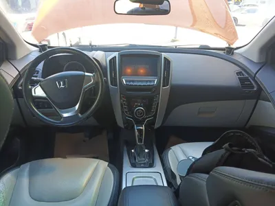 Luxgen U6