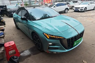 Hongqi H6