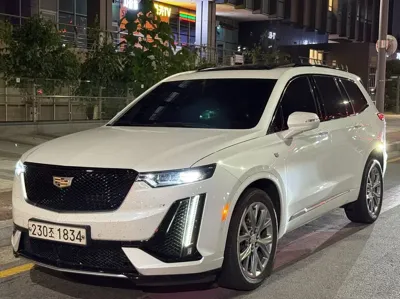 Cadillac XT6