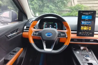 BYD e2