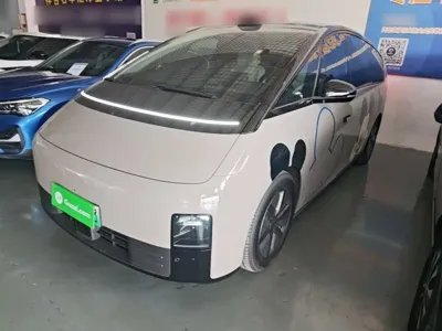 Li Auto Li MEGA