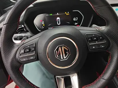 MG MG5
