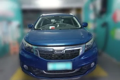 Qoros 5