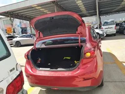 Mazda 3 Axela