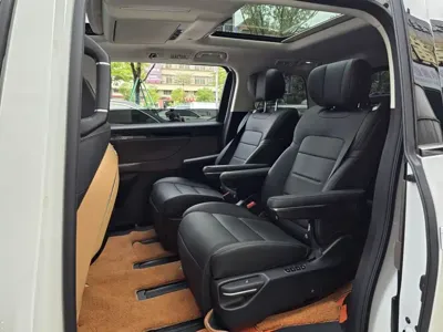 GAC Motor 传祺E8 PHEV