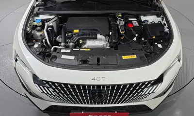 Peugeot 408