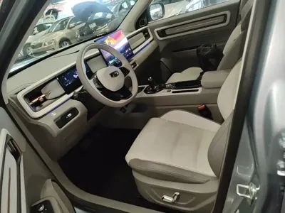 Geely ICON