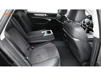 Audi A7L