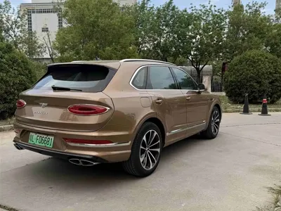 Bentley Bentayga PHEV