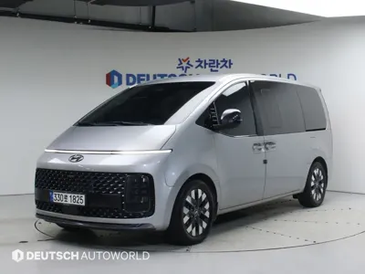 Hyundai Staria