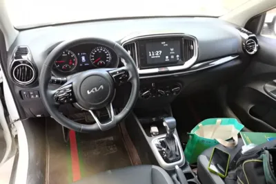Kia kx1 Stonic