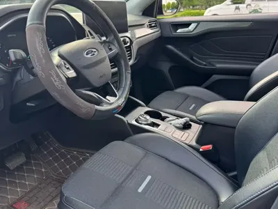 Ford Focus Active
