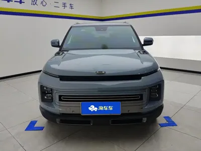 Geely ICON
