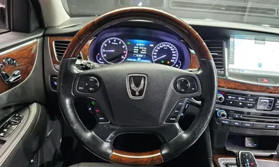 Hyundai Equus