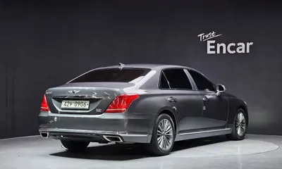 Genesis EQ900