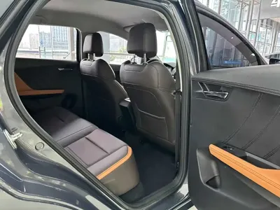 BYD e2