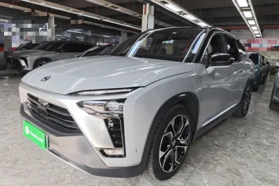 Nio ES8