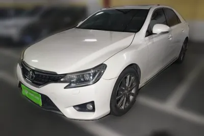 Toyota Reiz