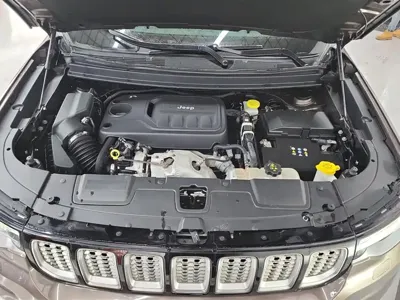 Jeep Grand Commander
