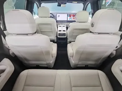 Li Auto Li L8