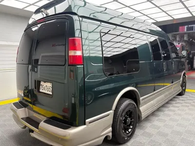 Chevrolet Express Van