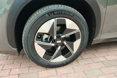 Geely Galaxy E5