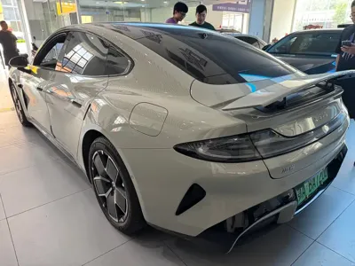Xiaomi SU7