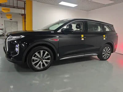 Hongqi HS7 PHEV