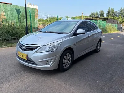 Hyundai Verna