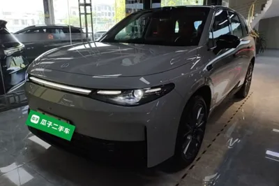 Leapmotor C10