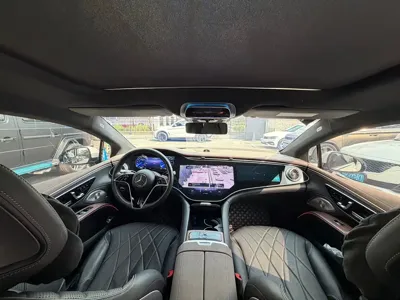 Mercedes-Benz EQS