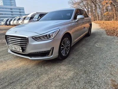 Genesis EQ900