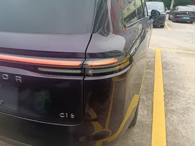 Leapmotor C16