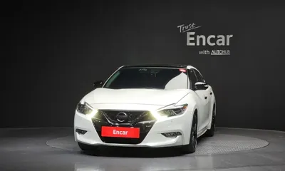 Nissan Maxima